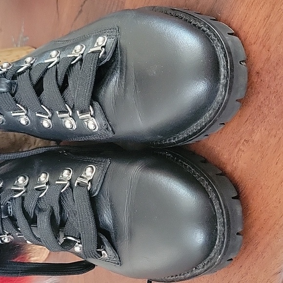 Rebecca Minkoff Jaylin Fox Fur-Trim Leather Lug Sole Combat Boot, Black 8 M - Picture 11 of 11